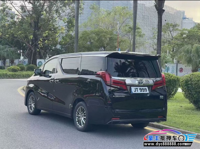 22年丰田埃尔法轿车抵押车出售