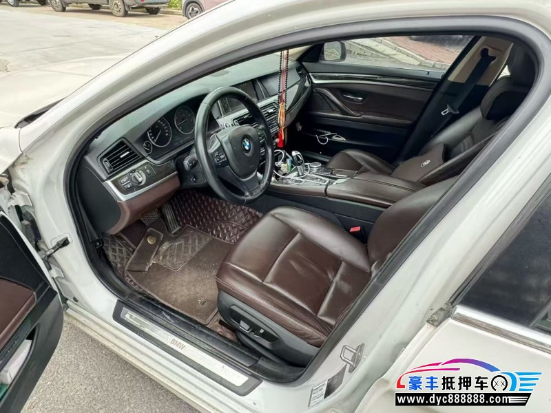 16年宝马5系轿车抵押车出售