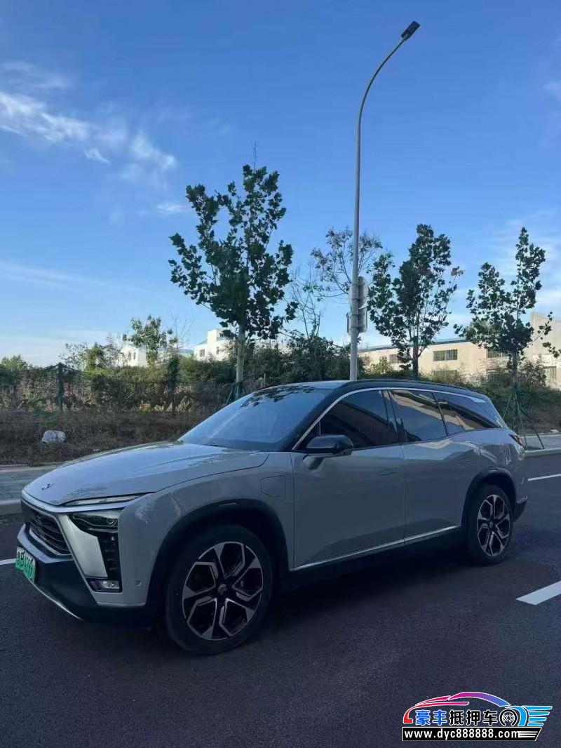 22年蔚来ES8轿车抵押车出售