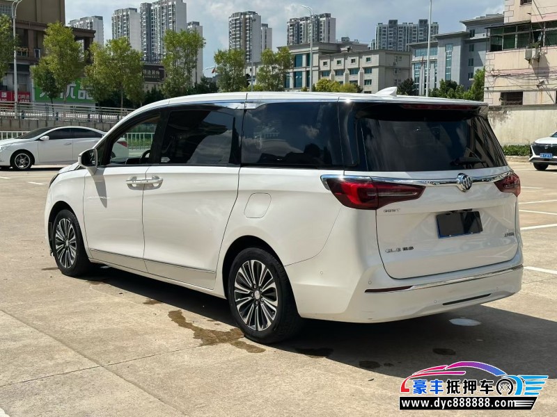 20年别克GL8轿车抵押车出售