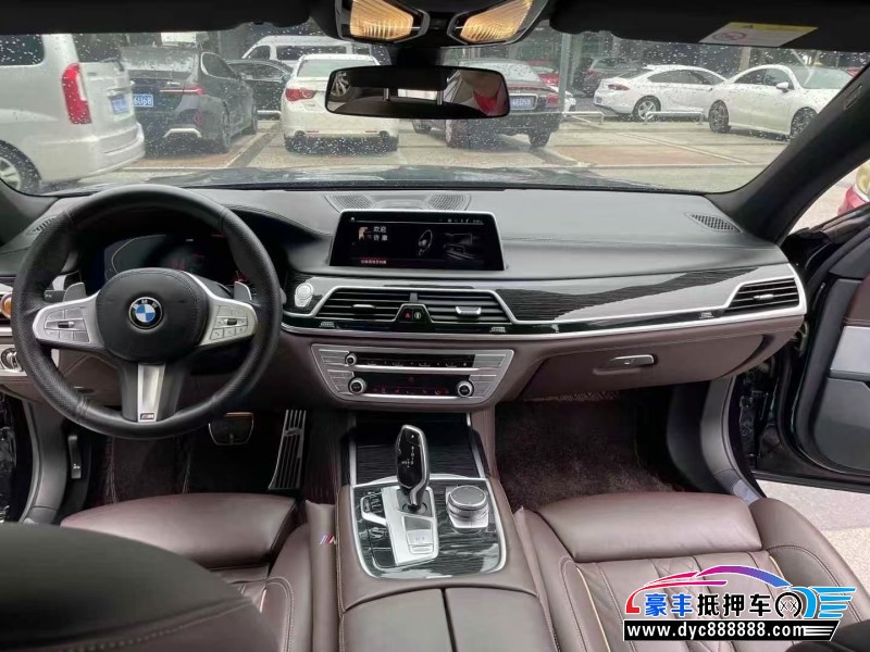 21年宝马7系轿车抵押车出售