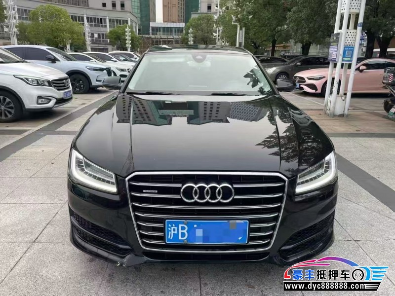 17年奥迪A8L轿车抵押车出售