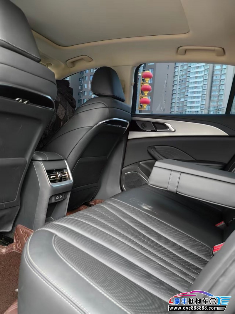 24年红旗H5轿车抵押车出售