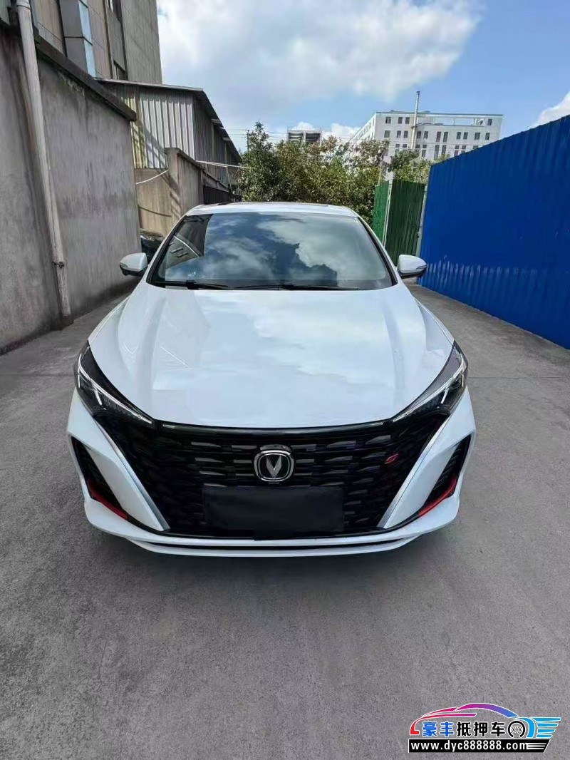 24年长安逸动轿车抵押车出售