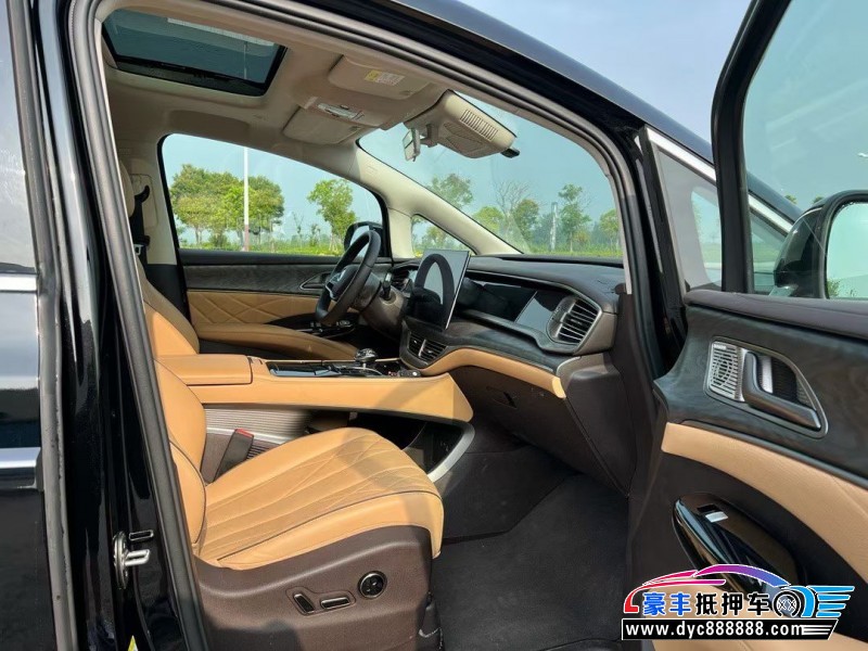 24年腾势D9轿车抵押车出售