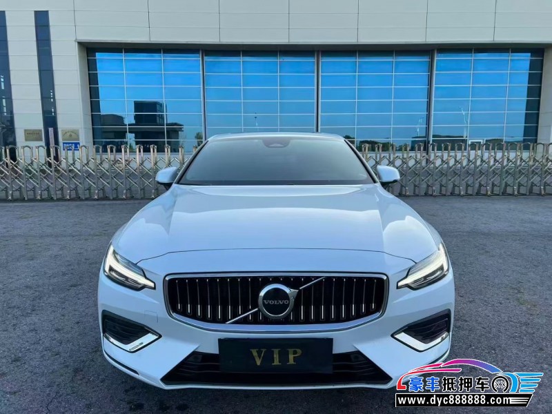 23年沃尔沃S60轿车抵押车出售
