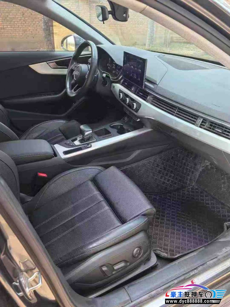 22年奥迪A4L轿车抵押车出售