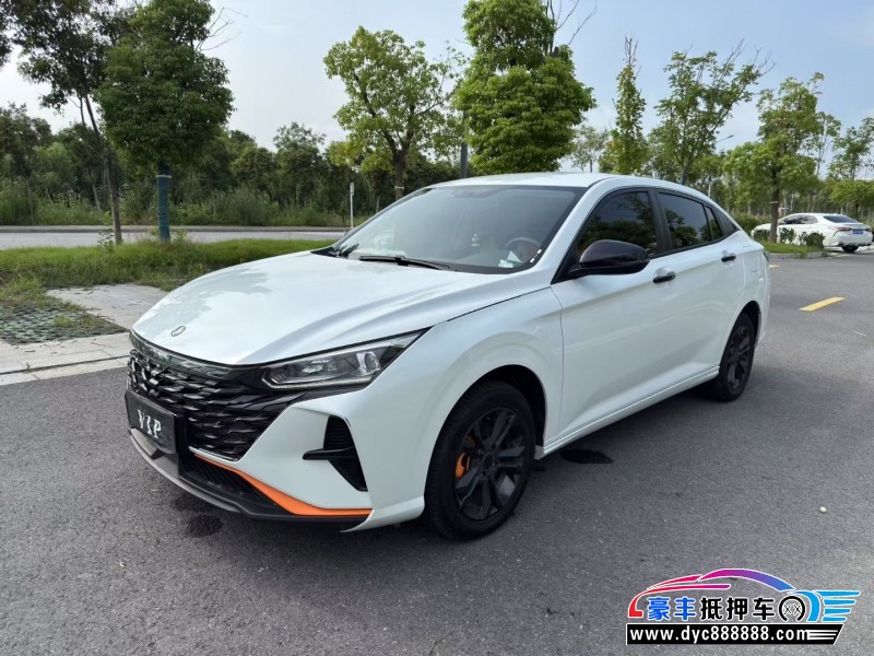 23年东风风神奕炫轿车抵押车出售