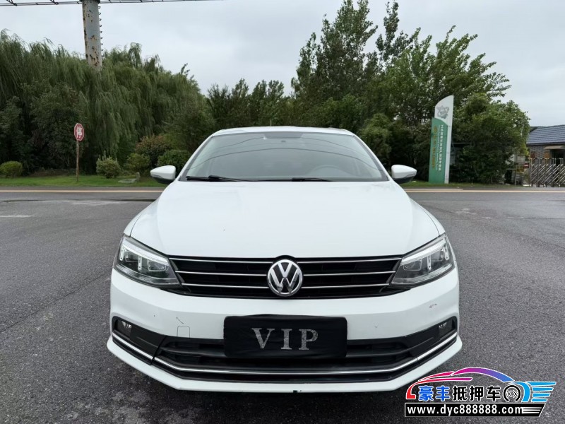 16年大众速腾轿车抵押车出售