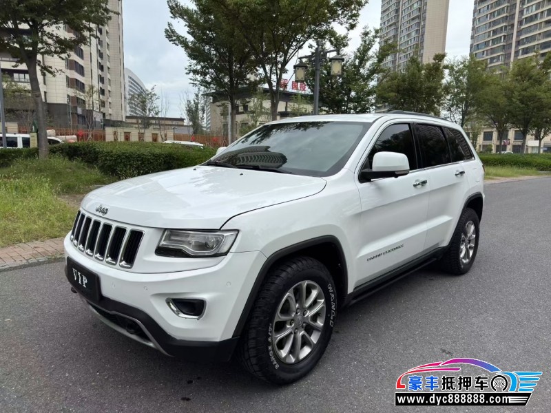 15年Jeep大切诺基SUV抵押车出售