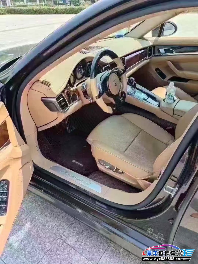 11年保时捷帕纳梅拉跑车抵押车出售