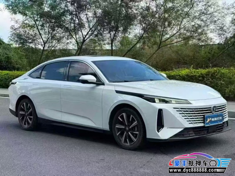 23年长安逸达轿车抵押车出售