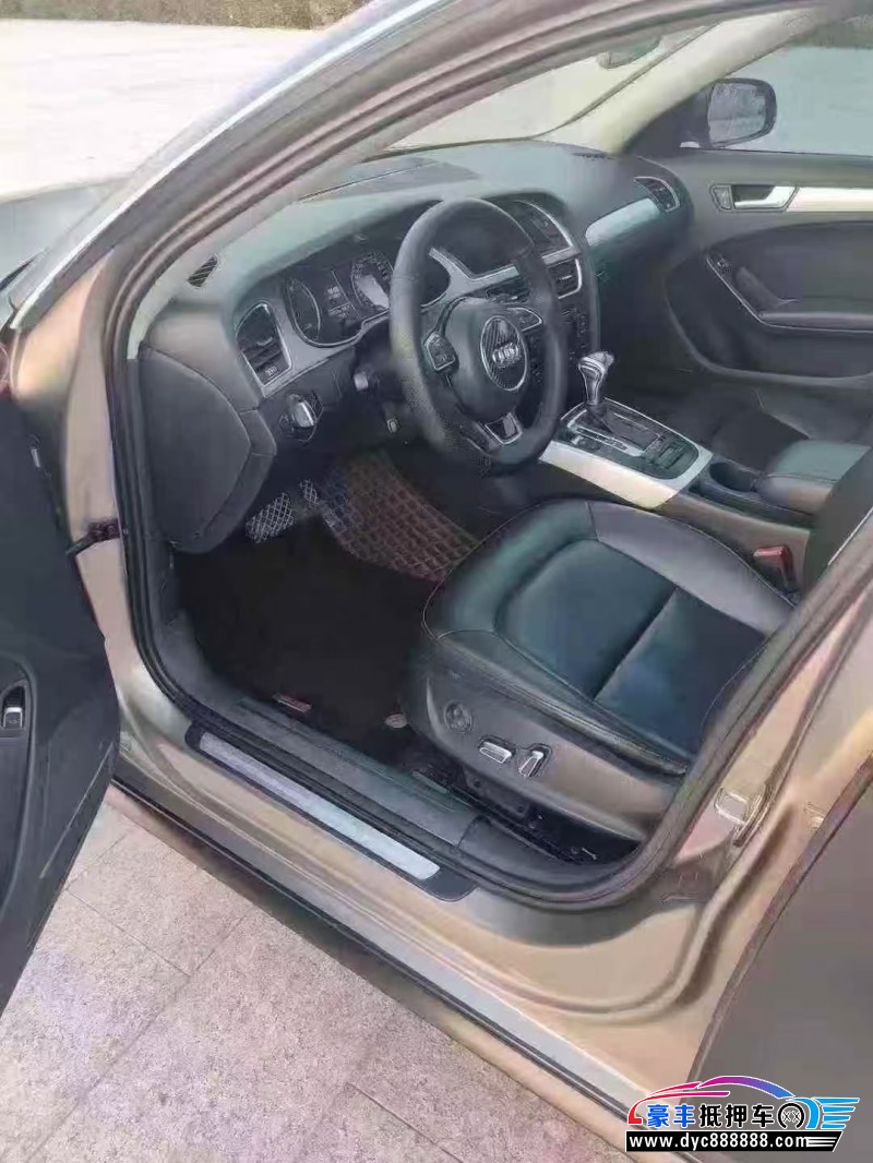 14年奥迪A4L轿车抵押车出售