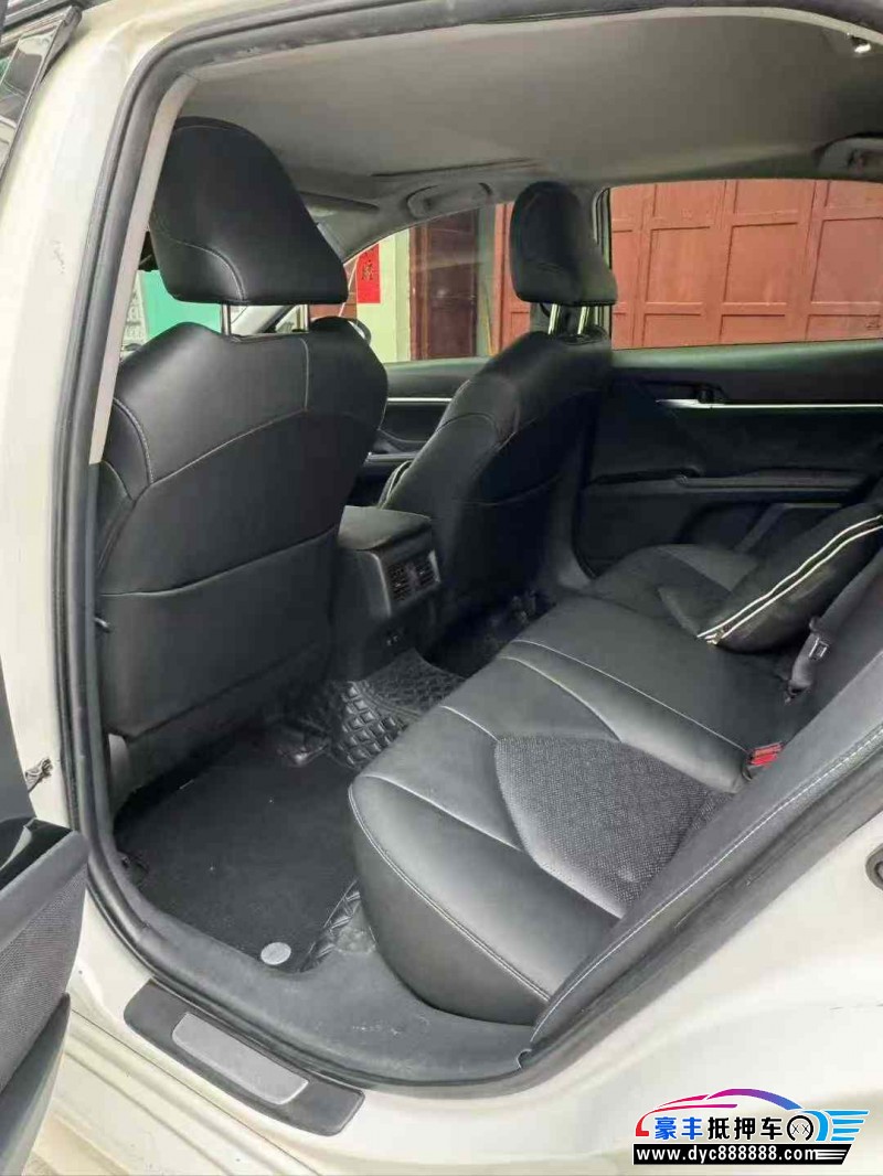 19年丰田凯美瑞轿车抵押车出售