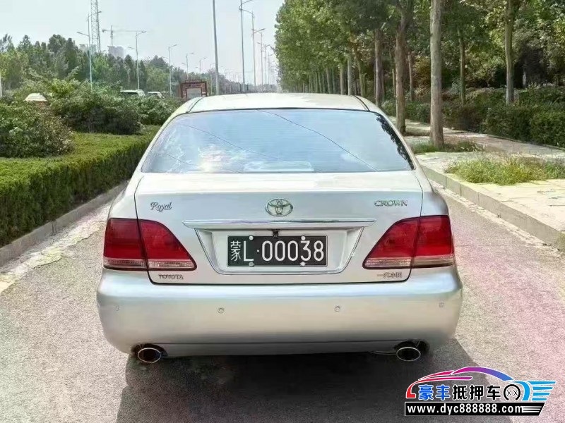 06年丰田皇冠轿车抵押车出售