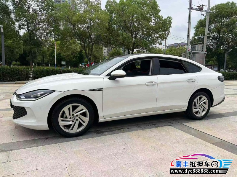 23年大众凌渡轿车抵押车出售