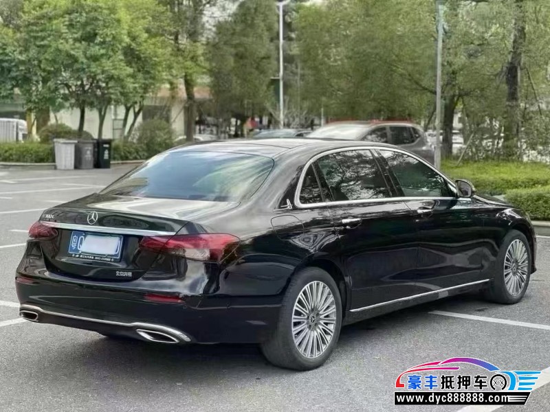 22年奔驰E轿车抵押车出售