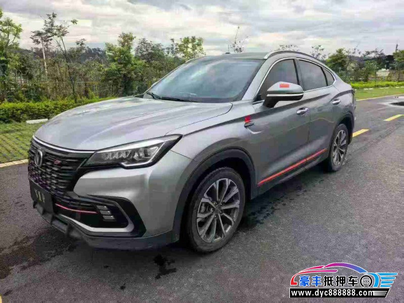 21年长安长安cs85轿车抵押车出售