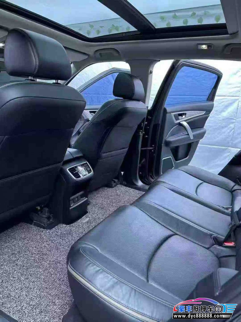 24年本田冠道轿车抵押车出售