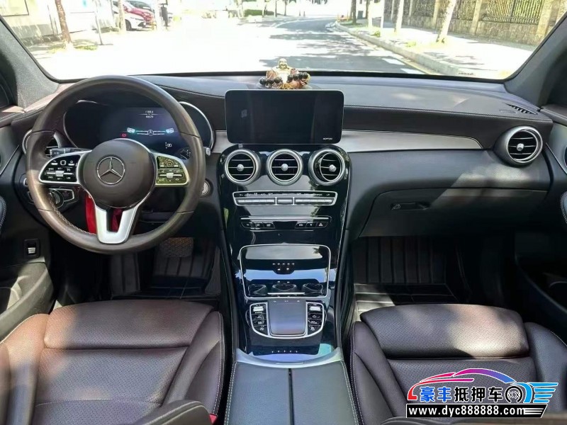 21年奔驰GLC轿车抵押车出售