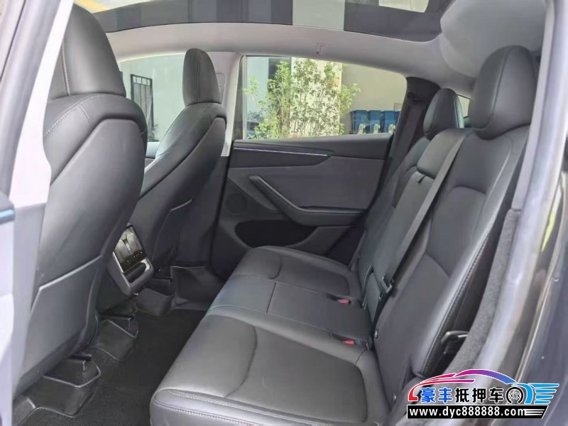 25年特斯拉Model Y轿车抵押车出售