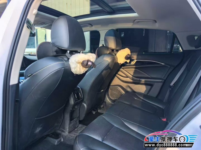 24年奔腾B70轿车抵押车出售