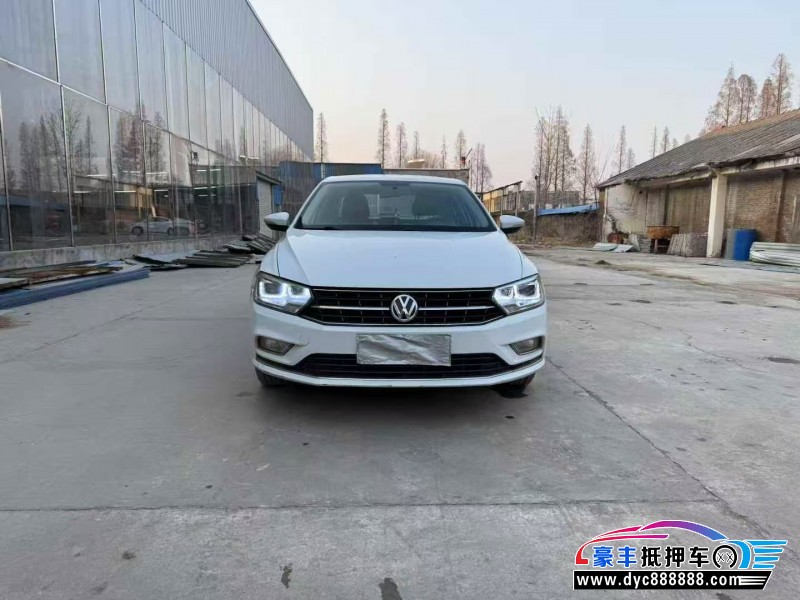 18年大众宝来轿车抵押车出售