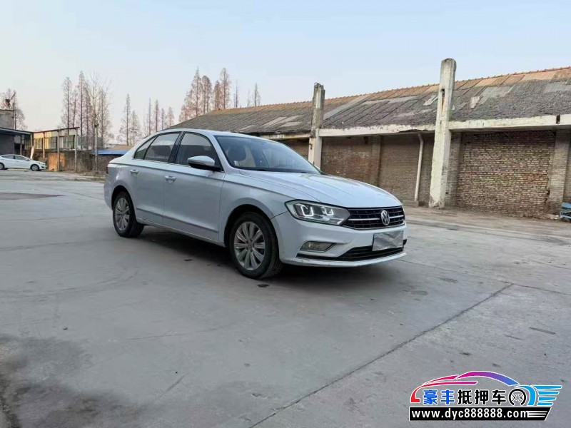 18年大众宝来轿车抵押车出售