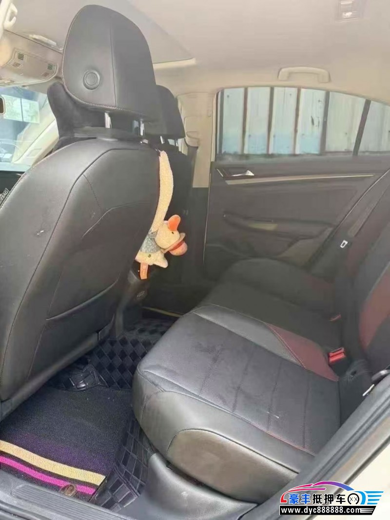 21年大众宝来轿车抵押车出售