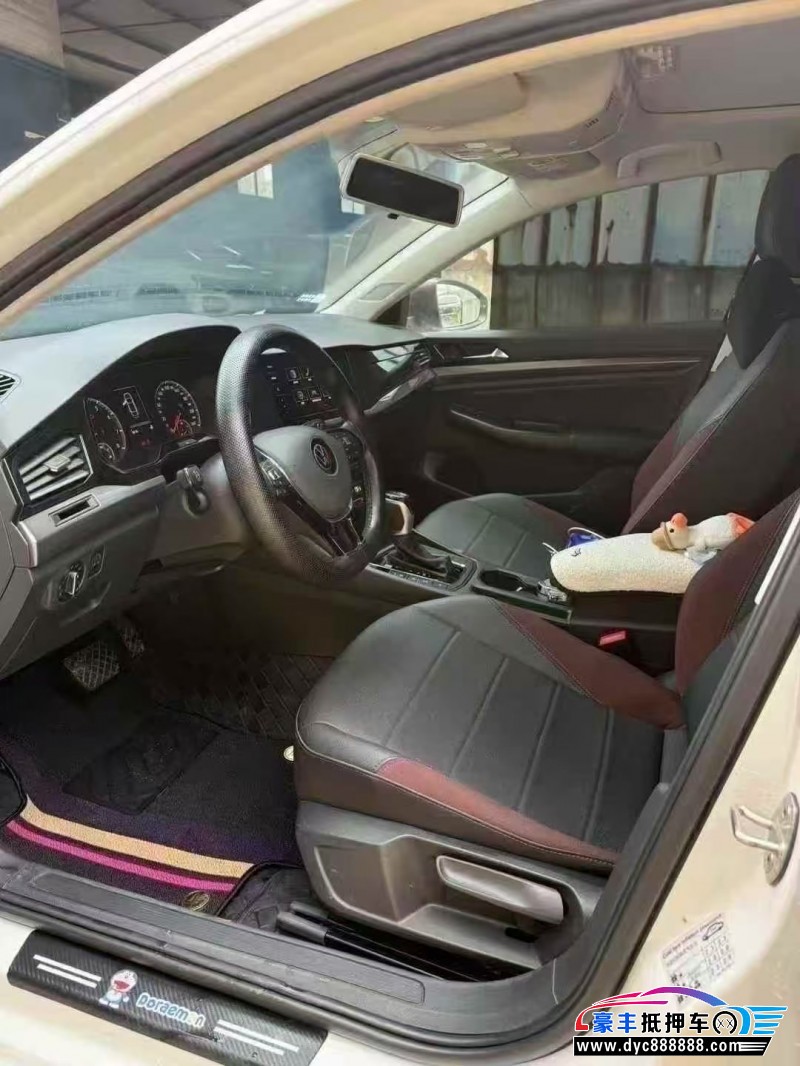 21年大众宝来轿车抵押车出售