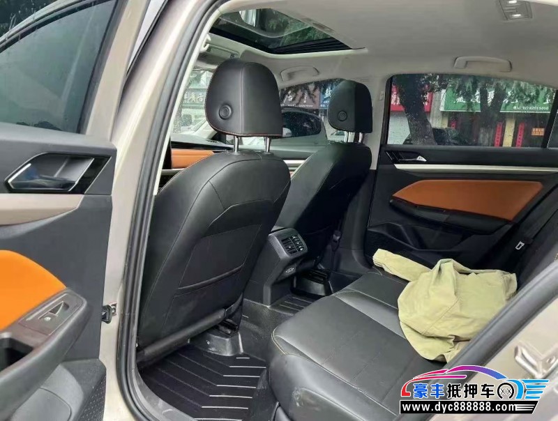 23年大众宝来轿车抵押车出售