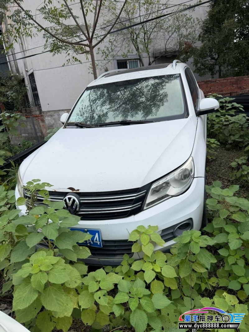 13年大众途观轿车抵押车出售