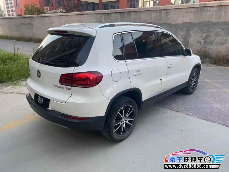 15年大众途观轿车抵押车出售