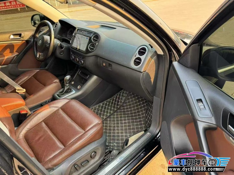 15年大众途观轿车抵押车出售