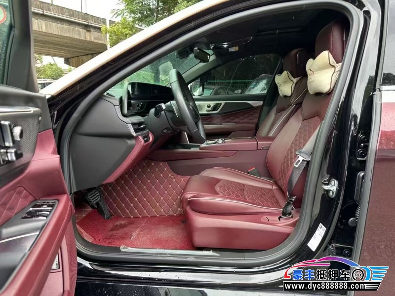 24年凯迪拉克CT6轿车抵押车出售