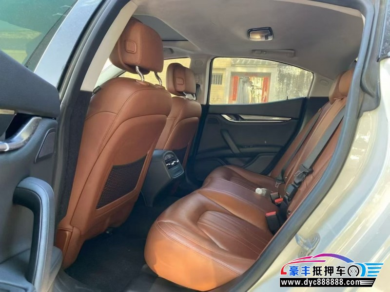 17年玛莎拉蒂Ghibli轿车抵押车出售