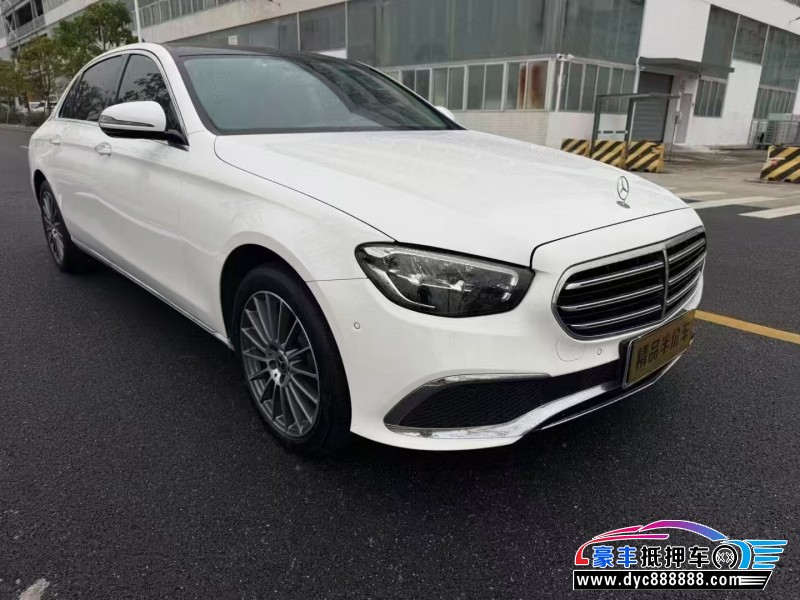22年奔驰E轿车抵押车出售