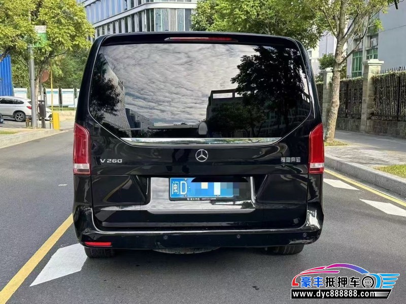 22年奔驰V轿车抵押车出售