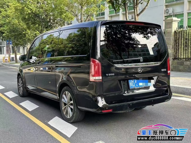22年奔驰V轿车抵押车出售