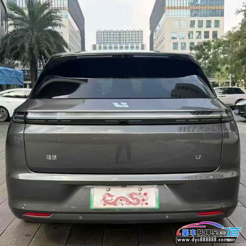 23年理想L7轿车抵押车出售