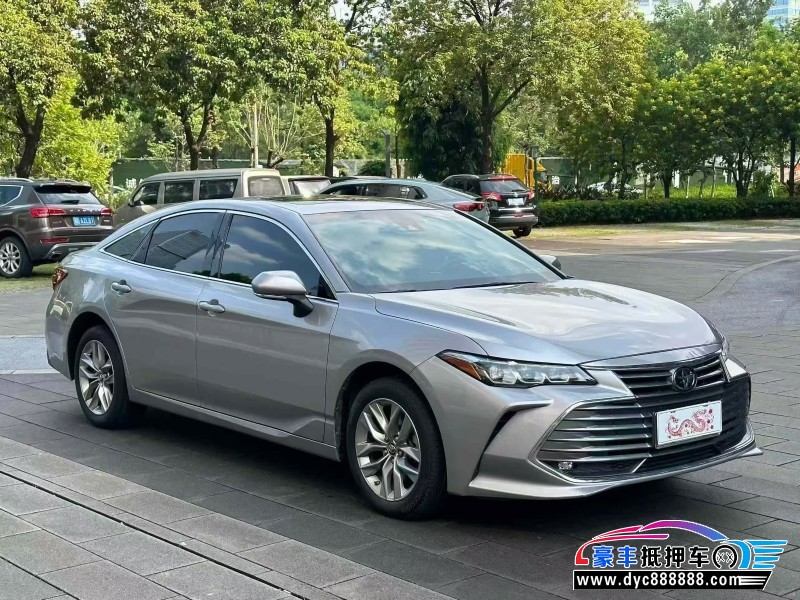 21年丰田亚洲龙轿车抵押车出售