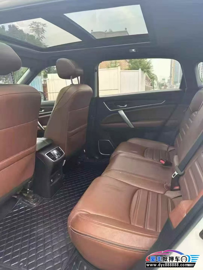 18年本田UR-V轿车抵押车出售