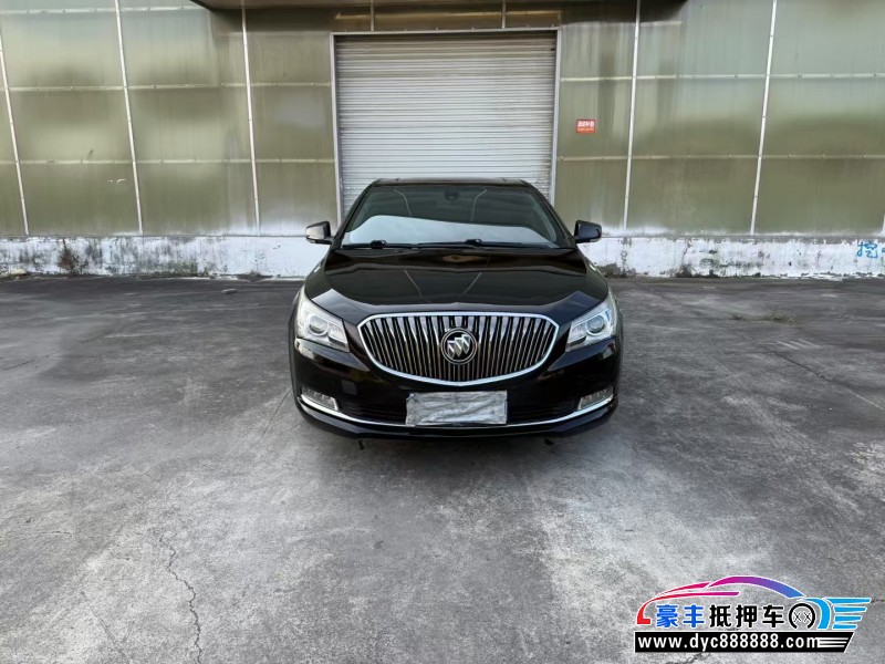 14年别克君越轿车抵押车出售