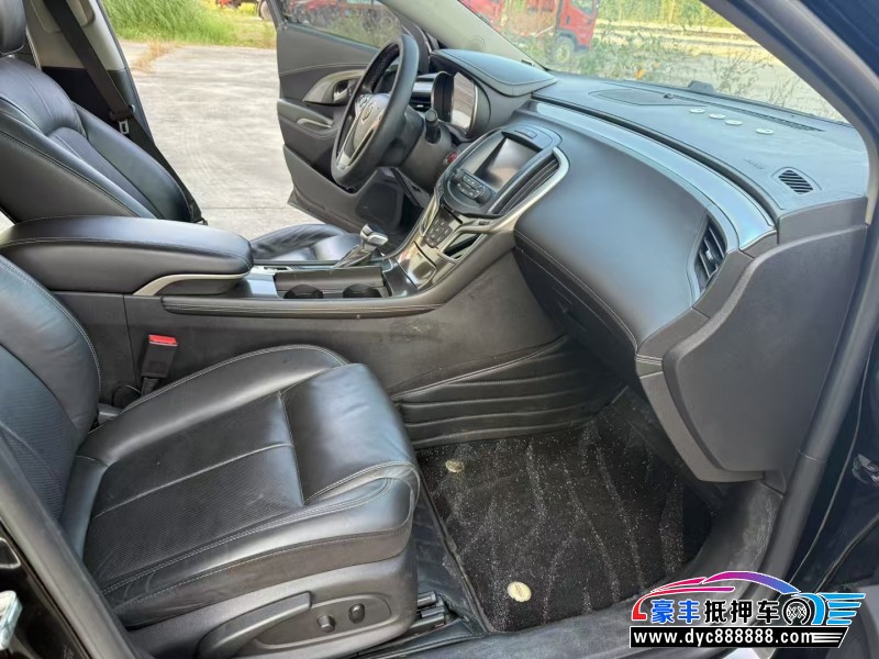 14年别克君越轿车抵押车出售