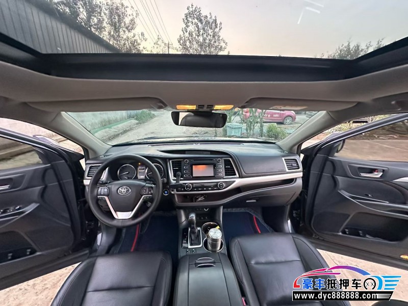 19年丰田汉兰达轿车抵押车出售