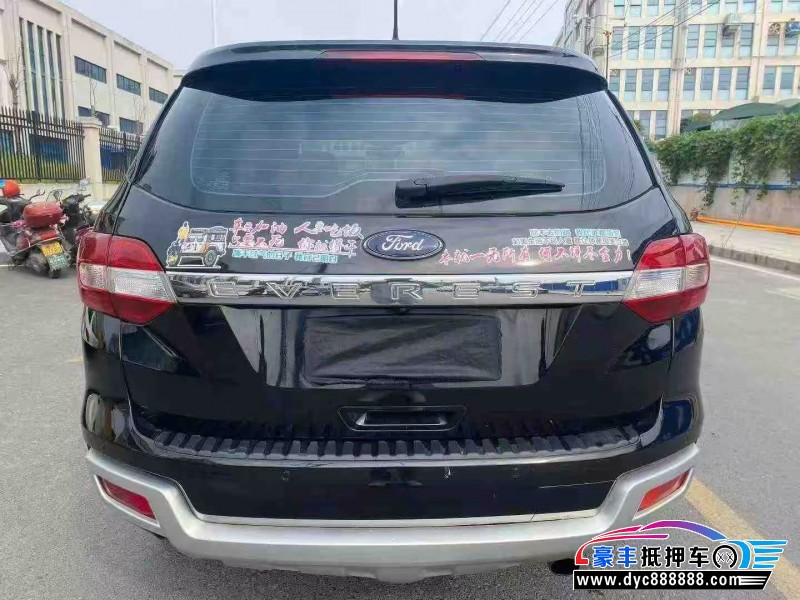 19年福特撼路者轿车抵押车出售