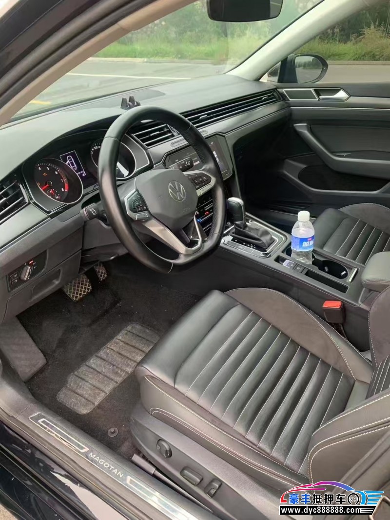 22年大众迈腾轿车抵押车出售