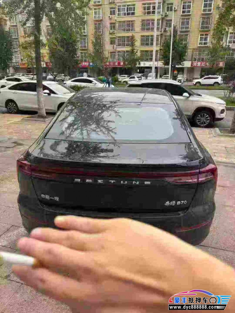 24年奔腾B70轿车抵押车出售