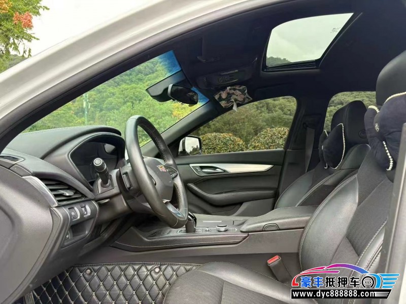 23年凯迪拉克CT5轿车抵押车出售