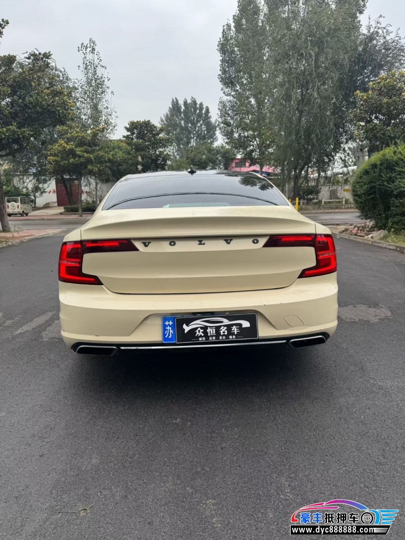 17年沃尔沃S90轿车抵押车出售